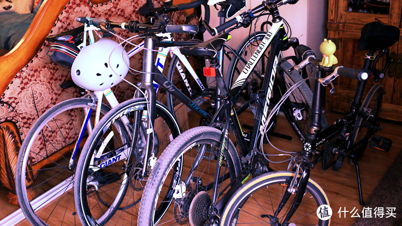 春天来了,落一冬天灰的爱车该拿出来骑了!教你在家轻松保养自行车